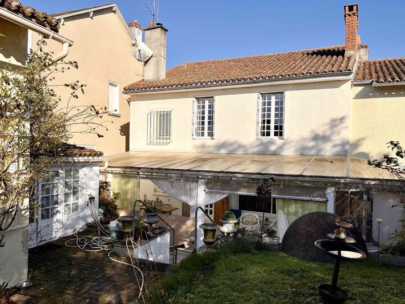 Maison - 153 m² - 4 pièces