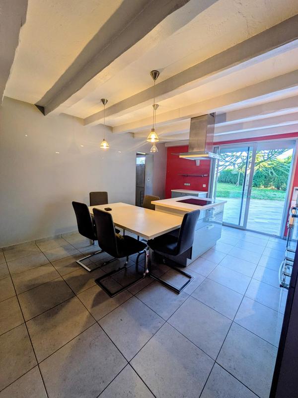 Maison - 156 m² - 6 pièces