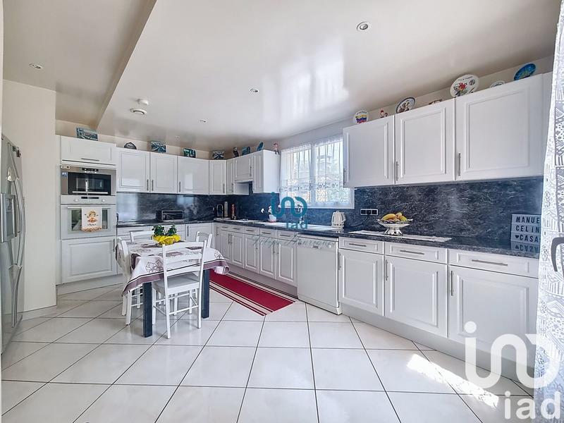 Maison - 146 m² - 7 pièces