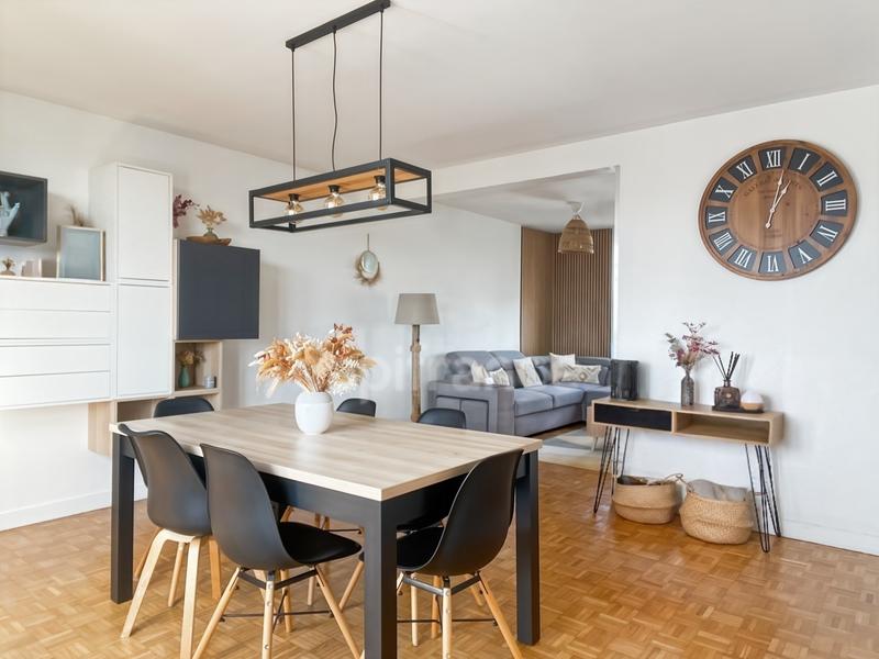 Appartement - 84 m² - 3 pièces