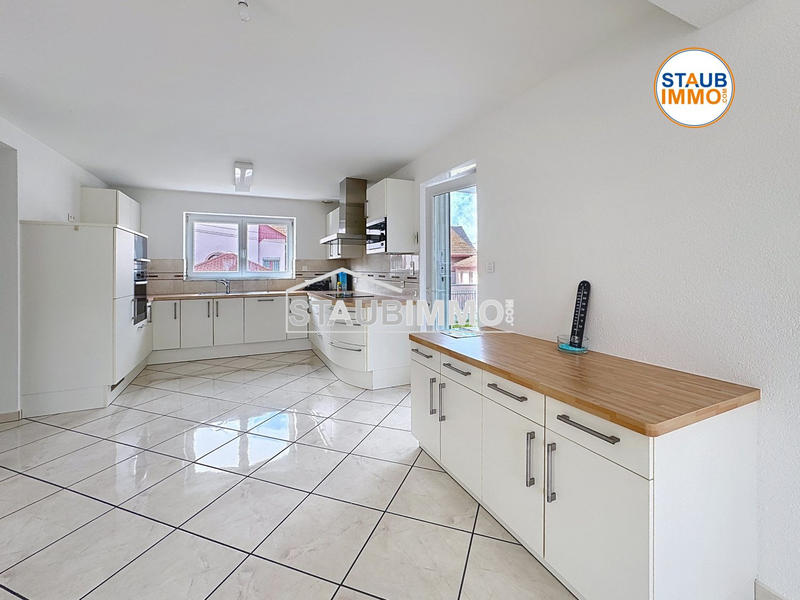 Maison - 145 m² - 5 pièces