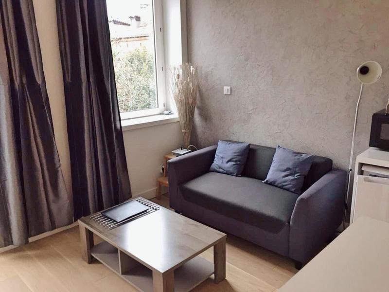 Studio - 25 m² - 1 pièce