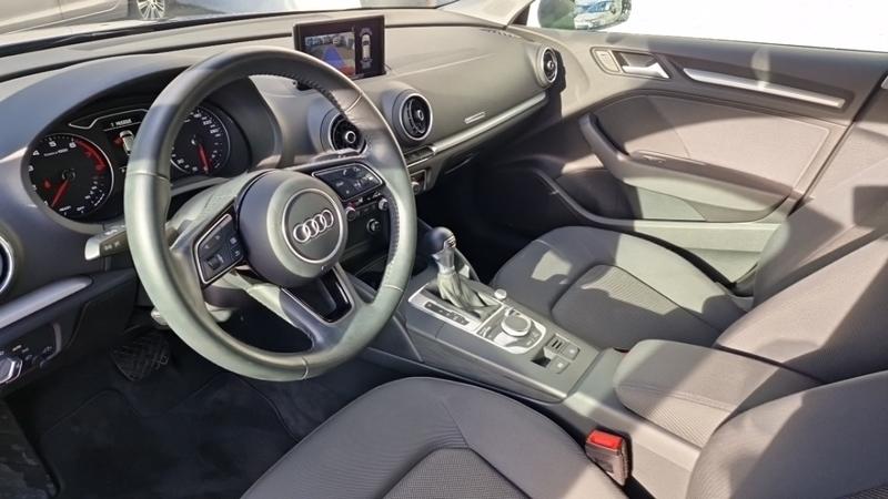 Audi A3 sportback Business 35 Tfsi Cod 150 s tronic 7 Line