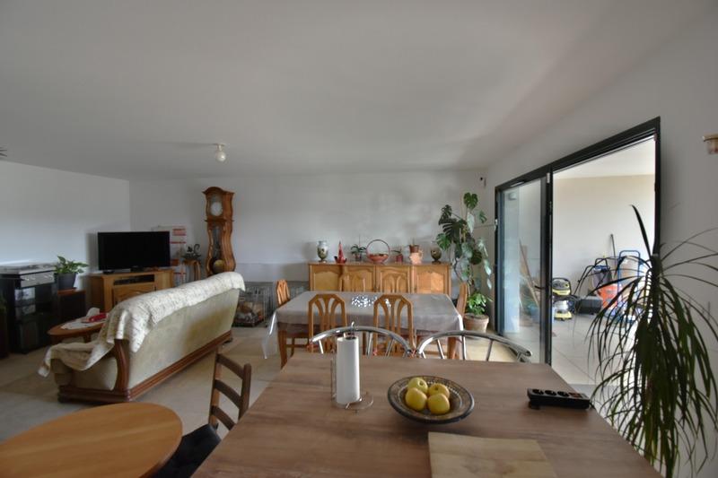 Appartement - 91 m² - 3 pièces