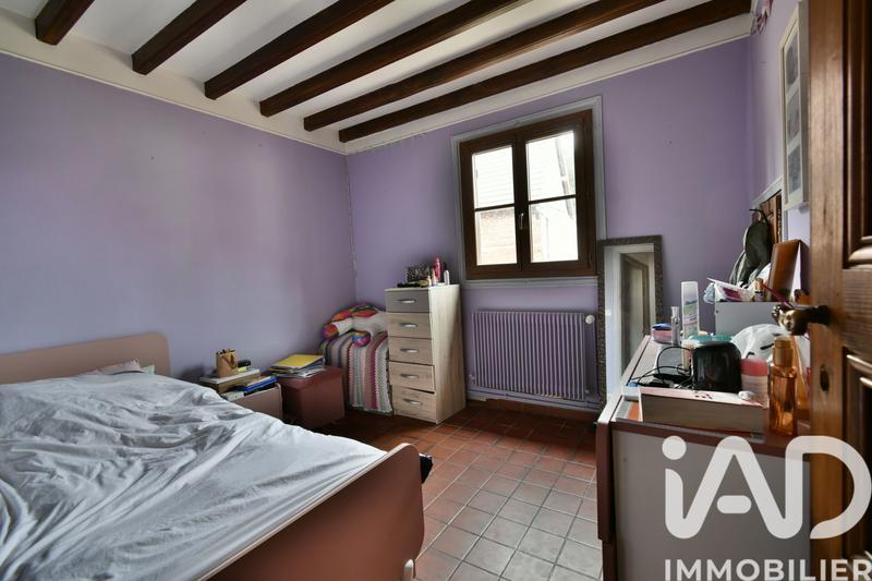 Maison - 222 m² - 6 pièces