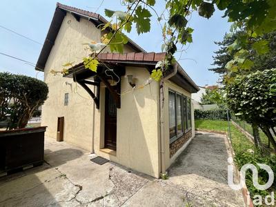 Maison - 118 m² - 7 pièces