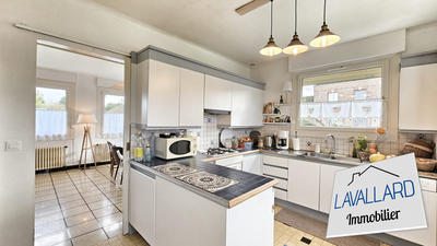 Maison - 149 m² - 6 pièces