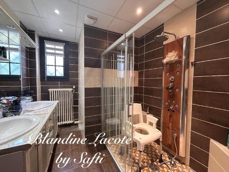 Maison - 188 m² - 6 pièces