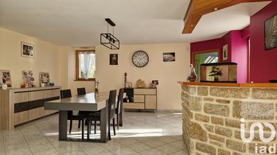 Maison - 194 m² - 7 pièces