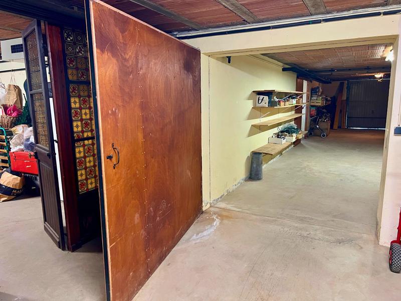 Maison - 221 m² - 5 pièces