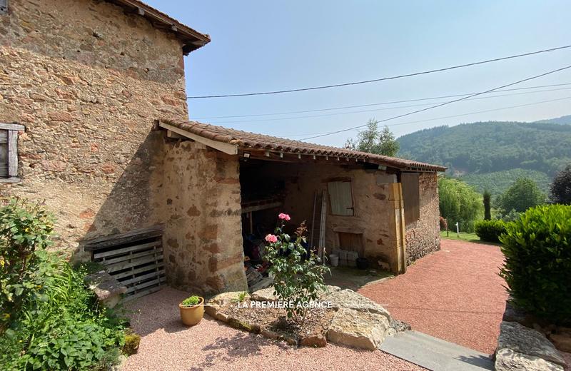 Maison traditionnelle - 271 m² - 10 pièces