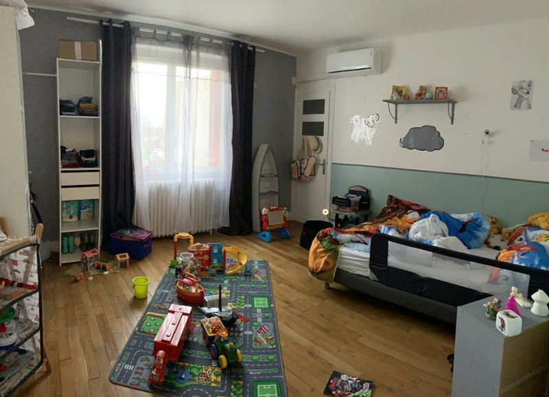 Maison - 130 m² - 8 pièces