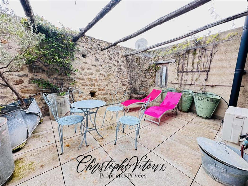 Demeure - 142 m² - 6 pièces