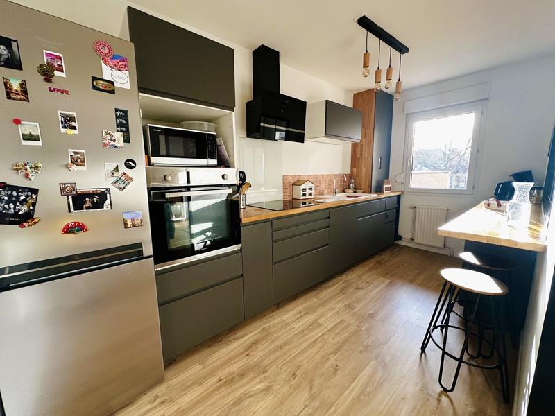 Appartement - 65 m² - 3 pièces