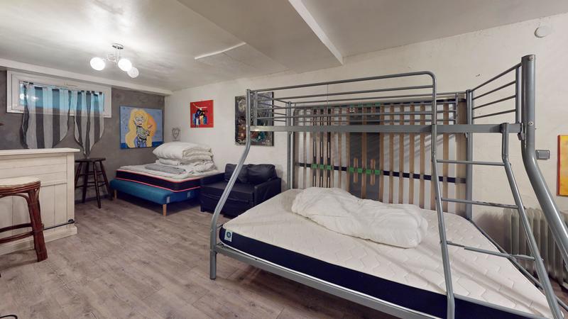 Maison chambre d'hôtes - 165 m² - 8 pièces