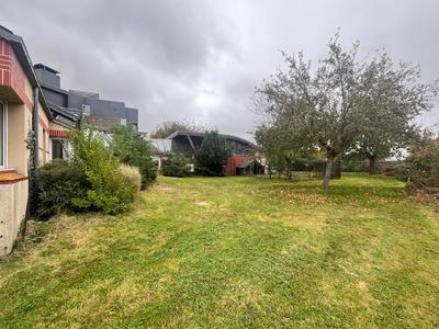 Maison - 320 m² - 12 pièces