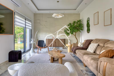 Maison contemporaine - 193 m² - 8 pièces