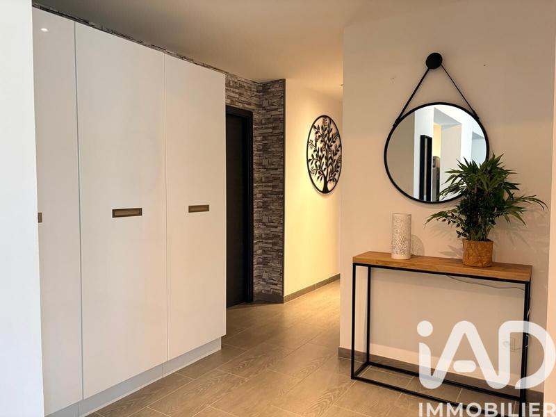 Maison - 163 m² - 6 pièces