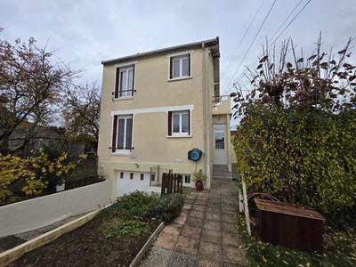 Maison - 80 m² - 4 pièces