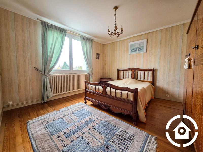 Maison - 147 m² - 7 pièces