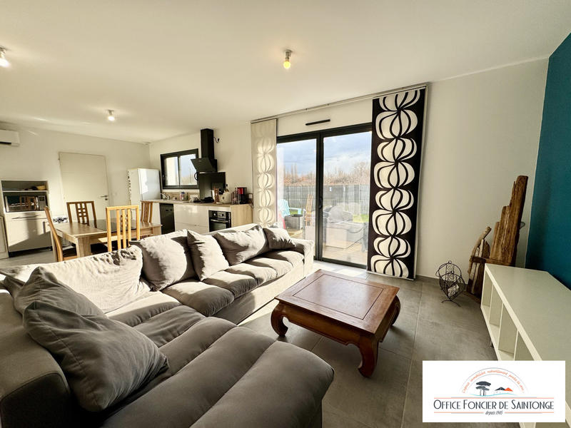 Maison contemporaine - 87 m² - 4 pièces