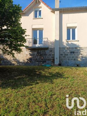 Maison - 102 m² - 4 pièces