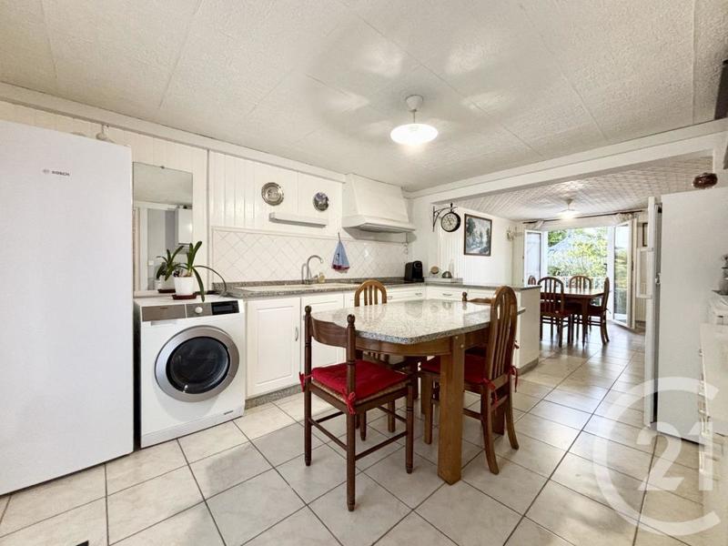 Maison - 139 m² - 6 pièces