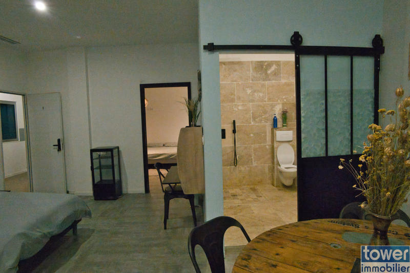 Maison - 343 m² - 10 pièces