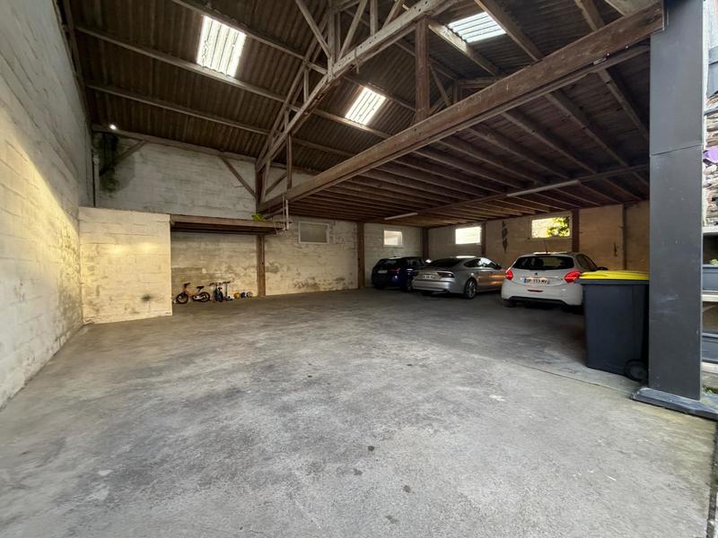 Maison - 203 m² - 10 pièces