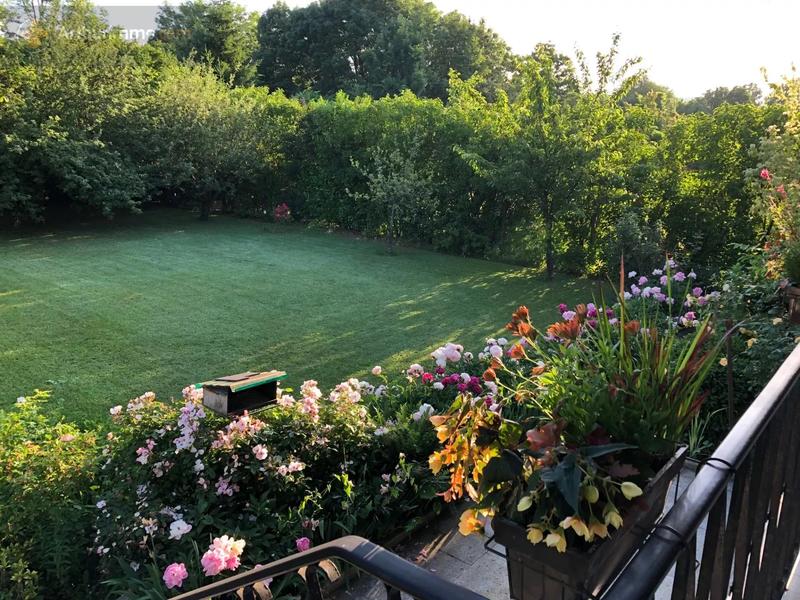 Maison - 300 m² - 8 pièces