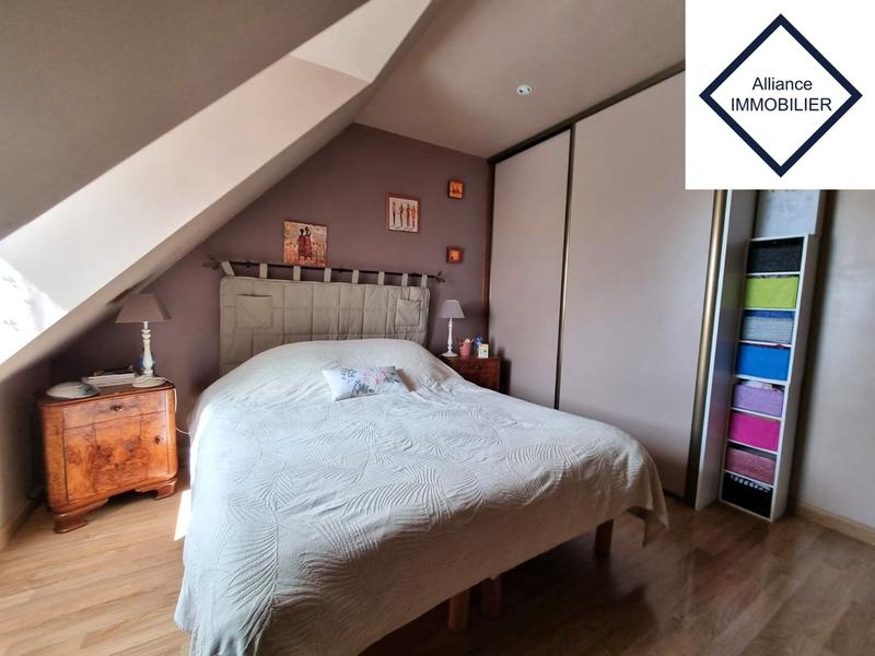 Maison - 89 m² - 5 pièces