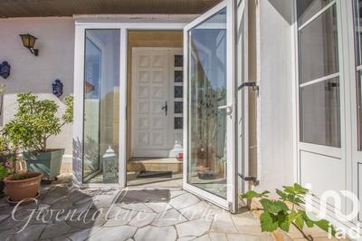 Maison - 215 m² - 7 pièces