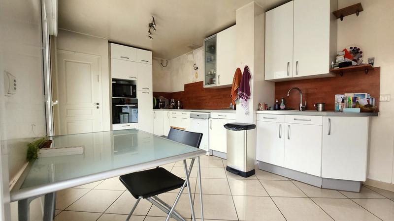 Maison - 142 m² - 6 pièces