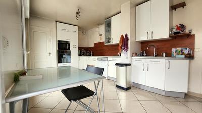 Maison - 142 m² - 6 pièces