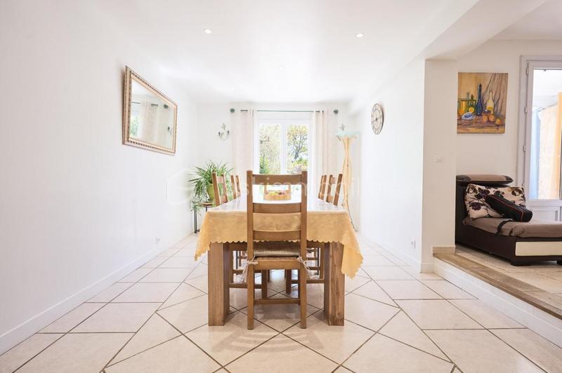 Maison - 165 m² - 7 pièces