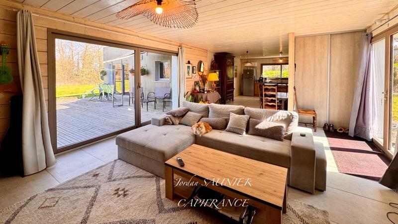 Maison - 180 m² - 7 pièces