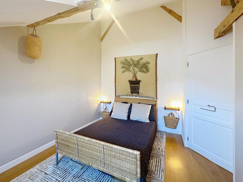 Appartement - 183 m² - 7 pièces