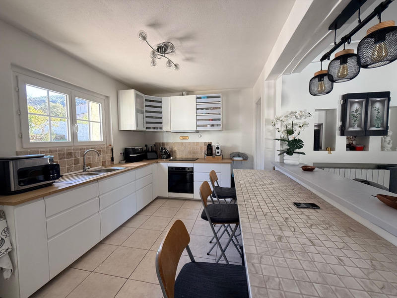 Villa - 278 m² - 7 pièces