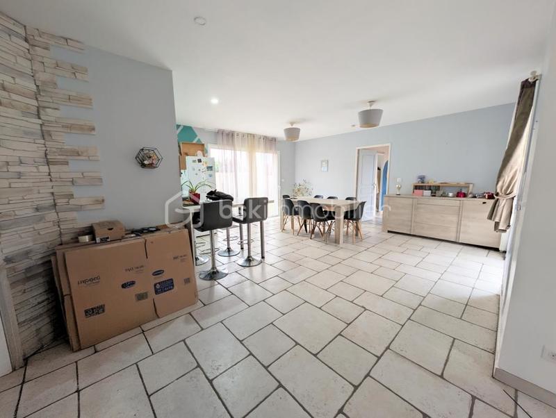 Maison traditionnelle - 141 m² - 4 pièces