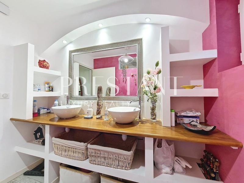 Appartement - 80 m² - 3 pièces