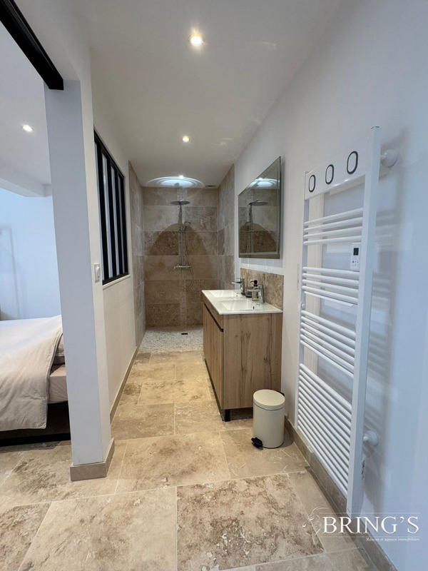 Maison - 161 m² - 6 pièces