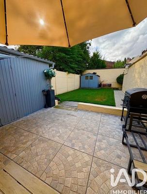 Maison de ville - 100 m² - 5 pièces