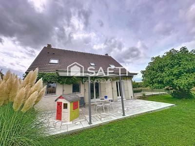 Maison - 135 m² - 5 pièces