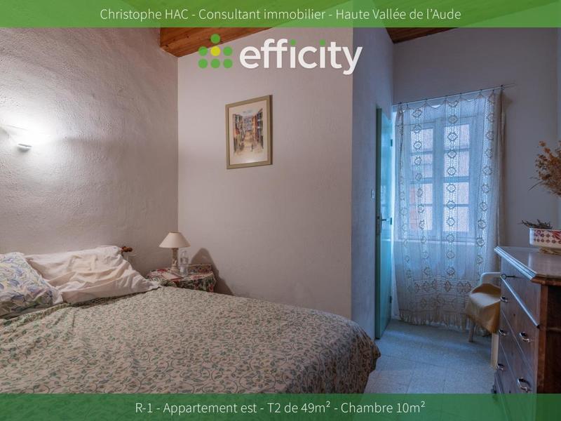 Maison - 276 m² - 18 pièces