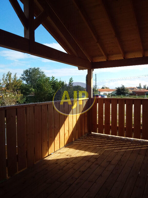 Maison - 98 m² - 4 pièces