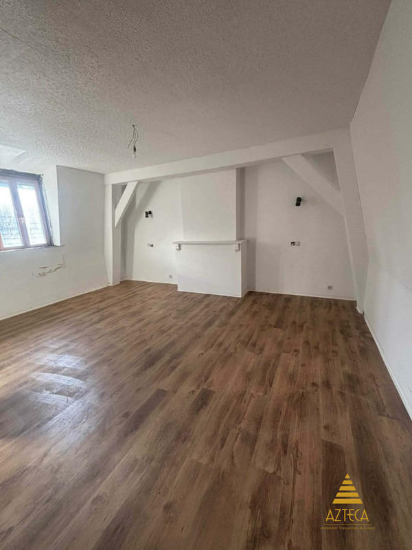 Maison ancienne - 162 m² - 8 pièces