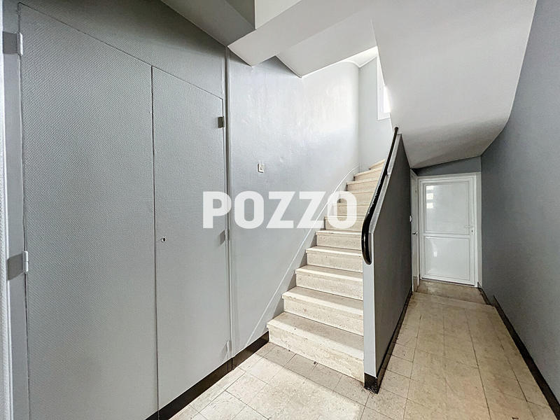 Appartement - 99 m² - 5 pièces