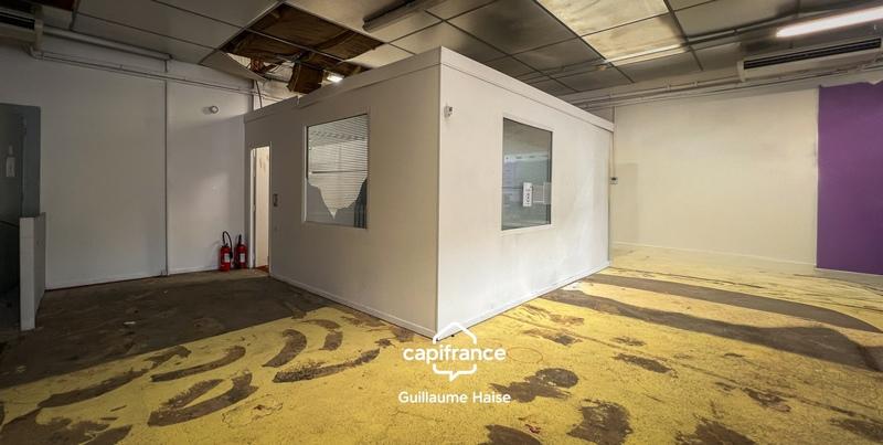 Entrepôt - 224 m² - 2 pièces