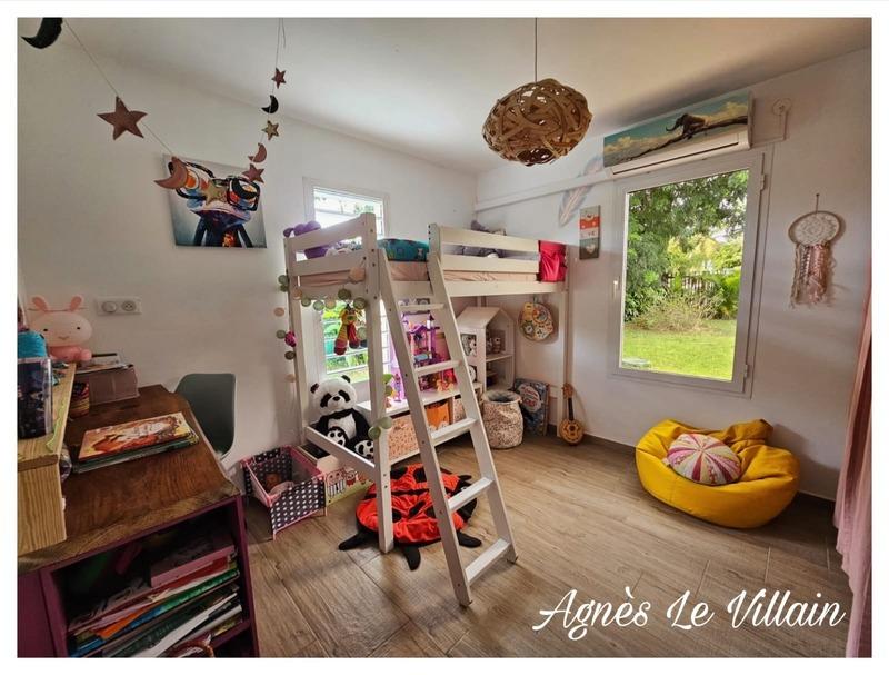 Maison - 87 m² - 5 pièces