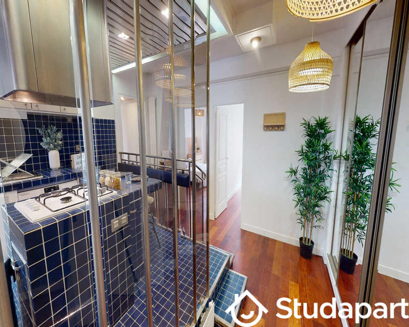 Chambre - 80 m² - 1 pièce